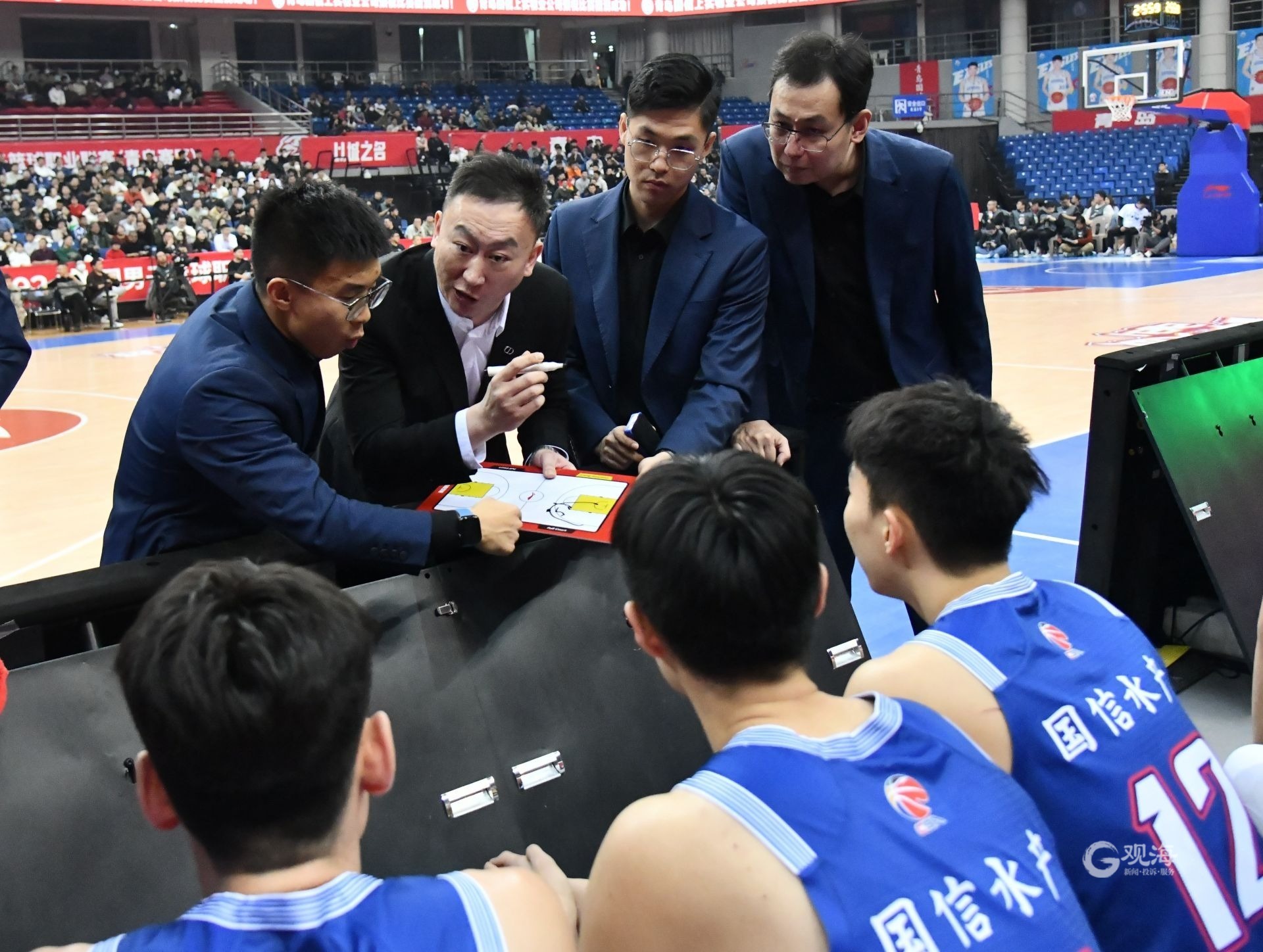 广东男篮新外援兰德尔能否扭转局势 广东男篮新外援兰德尔能否扭转局势