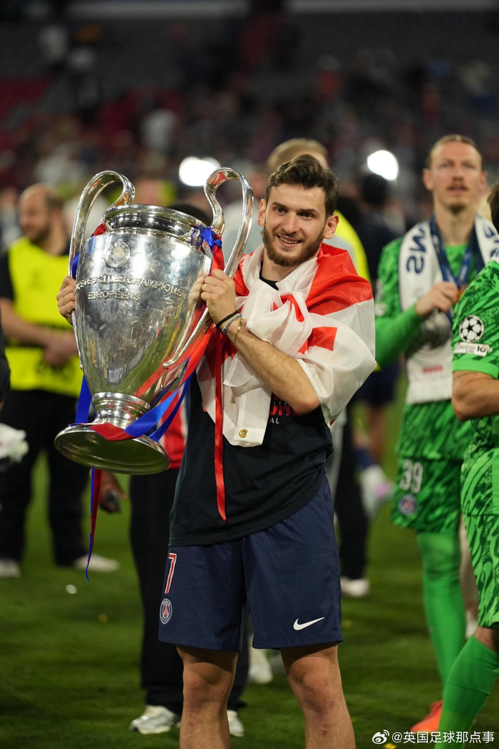 里程碑夜！那不勒斯篮板制胜，法国杯今晚刷纪录，球迷炸锅，球探报告显示潜力的简单介绍